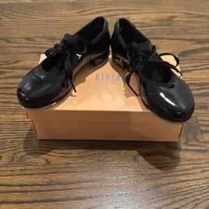 Bloch Tap shoes